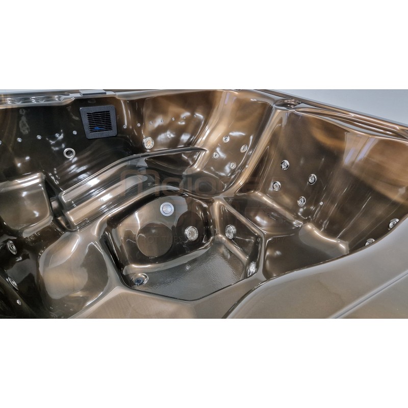 Cadă hidromasaj tip Ciubăr - Monaco Out, Mojodas